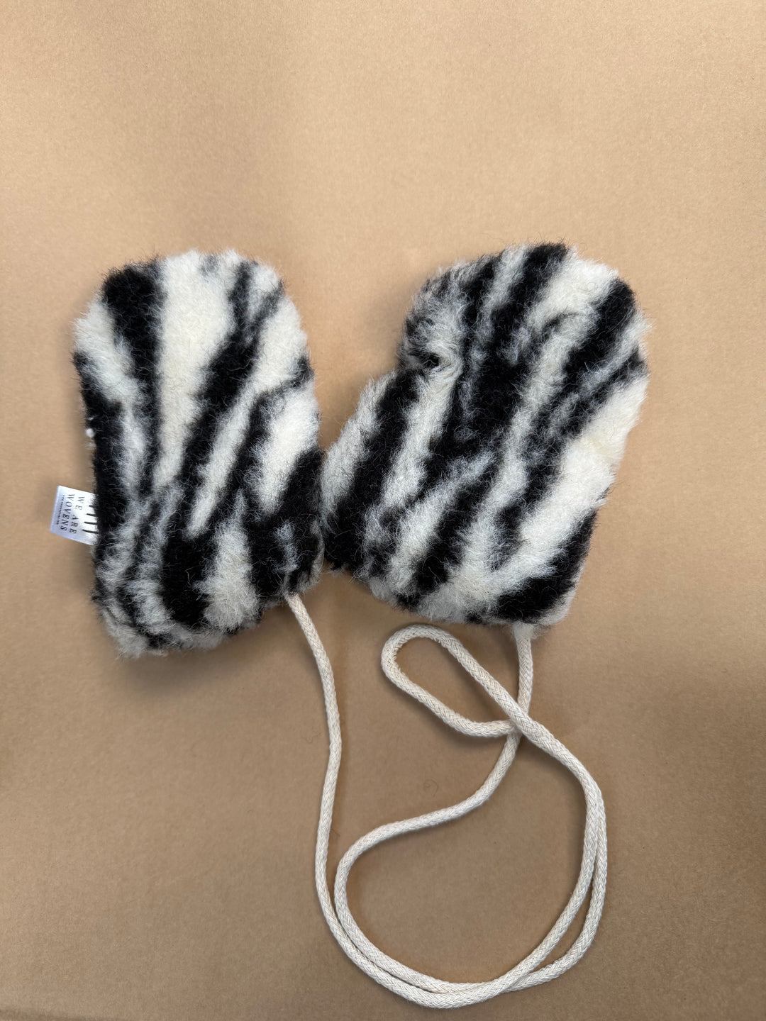 Wollen Baby / Dreumes Wantjes – Zebra